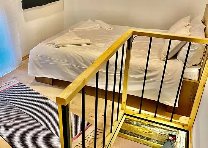 Chalé Balloon Boutique House, Centre *