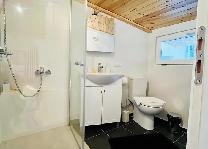 Chalé Balloon Boutique House, Centre *