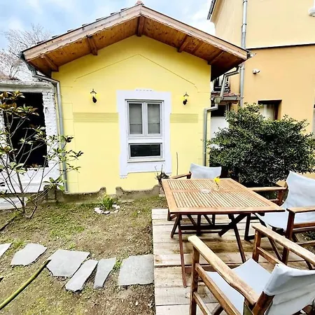 Balloon Boutique House, Centre Alpesi faház Plovdiv